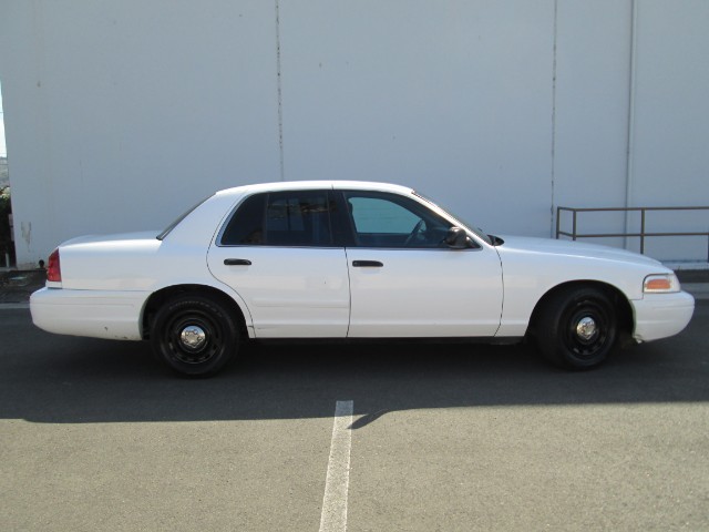 Ford Crown Victoria Police Interceptor - 2003 Ford Crown Victoria Police Interceptor - 2003 Ford Police Interceptor